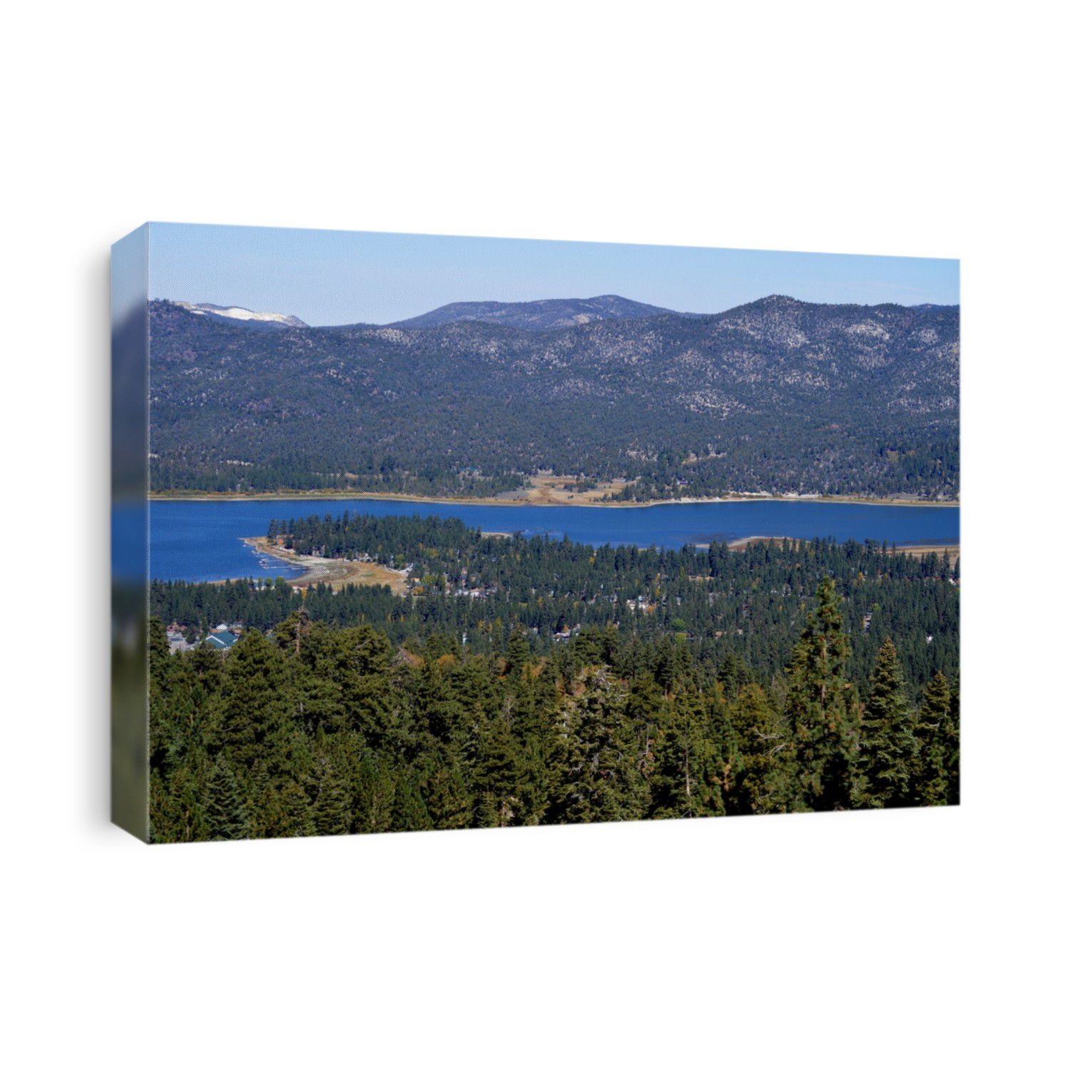  Scenic view of Big Bear Lake from the top of Snow Summit mountain. California.